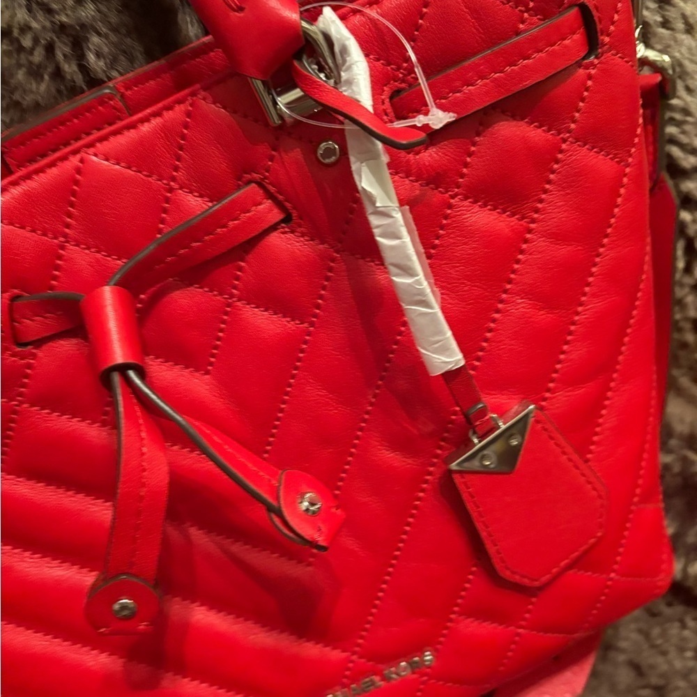 Micheal Kors Red Quilted Shoulder Bag - Picture 8 of 12